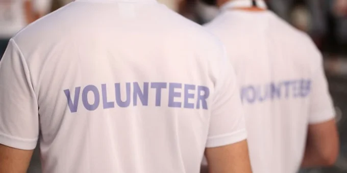 giving-volunteer-img